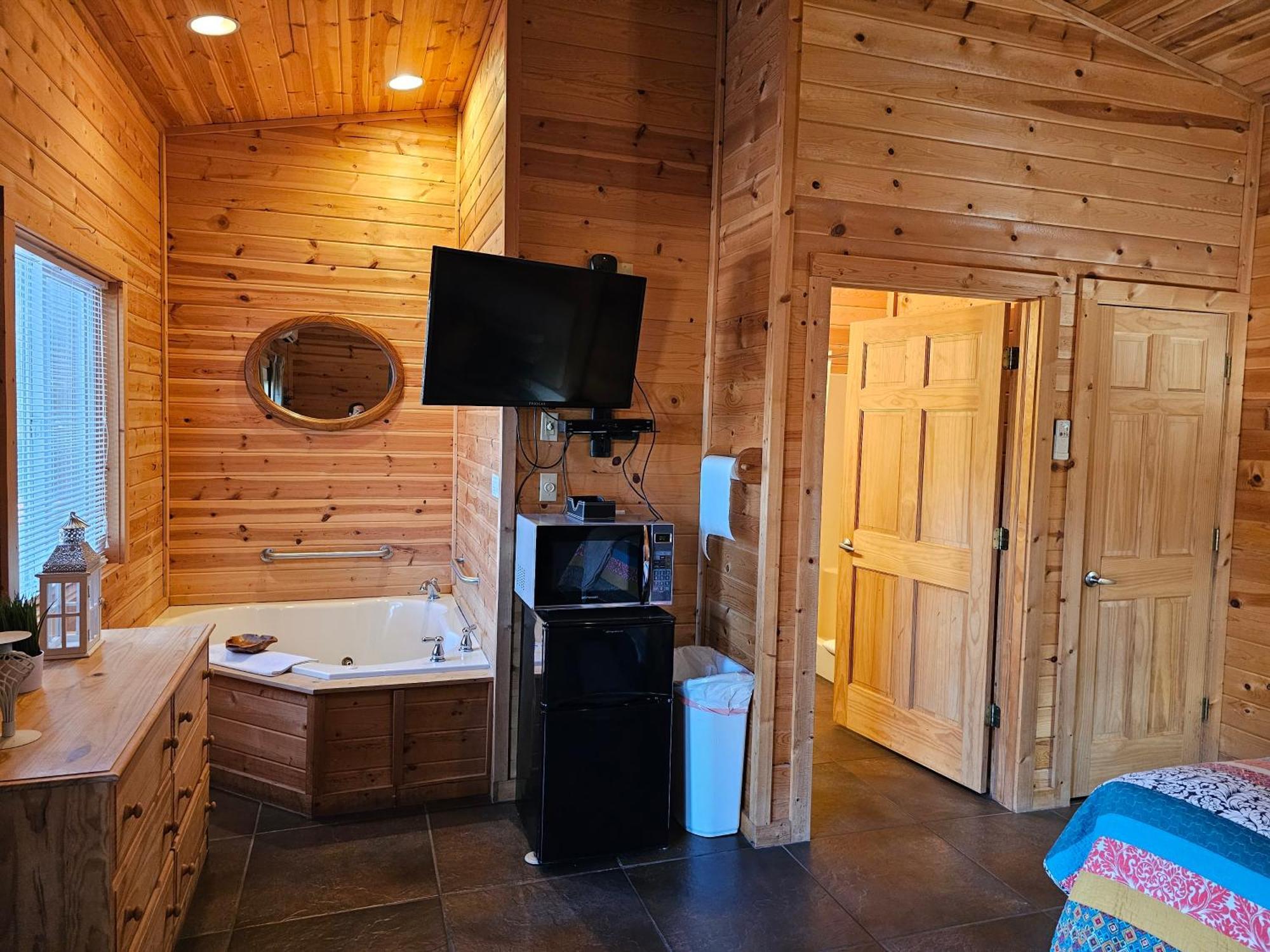 5 Min To Beaver Lake-King Bed-Fire Pit-Jetted Tub #4 Eureka Springs Ngoại thất bức ảnh